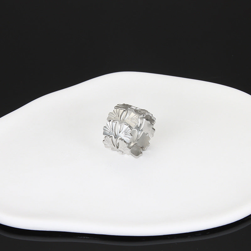 Adjustable Nature-Inspired Ring Collection — detail view 4