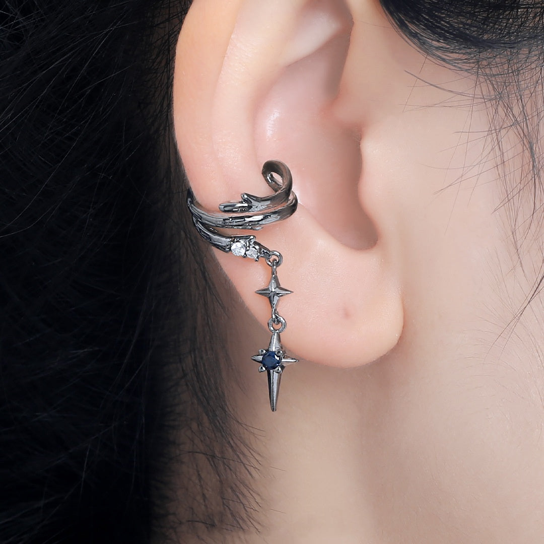 Dark Thorn Non-Piercing Ear Cuff Pair — detail view 2