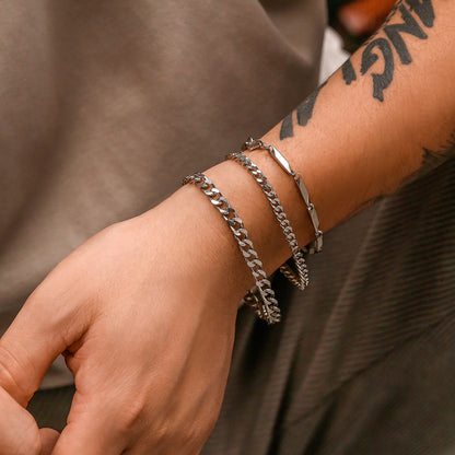 Three-Piece Layered Stainless Steel Bracelet Set — detail view 6