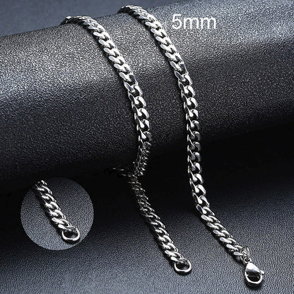 Hex-Cut Cuban Link Chain — detail view 2