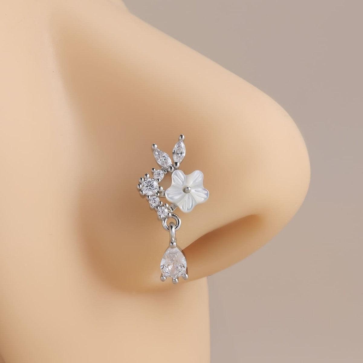 Polished Stainless Steel Nose Stud — product view