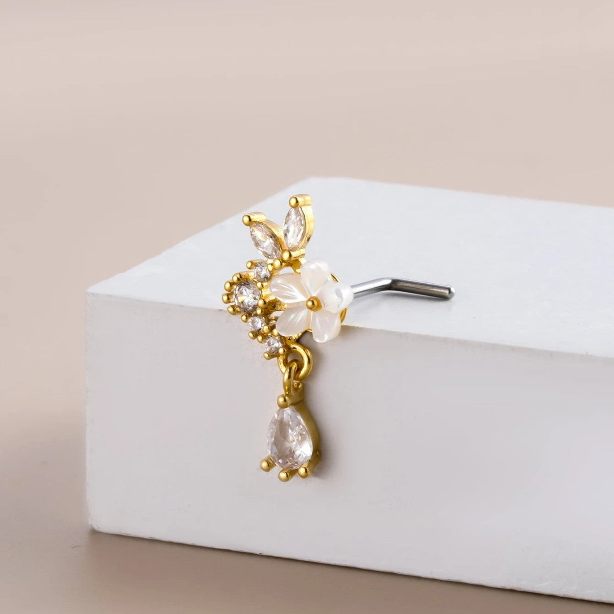 Polished Stainless Steel Nose Stud — detail view 1