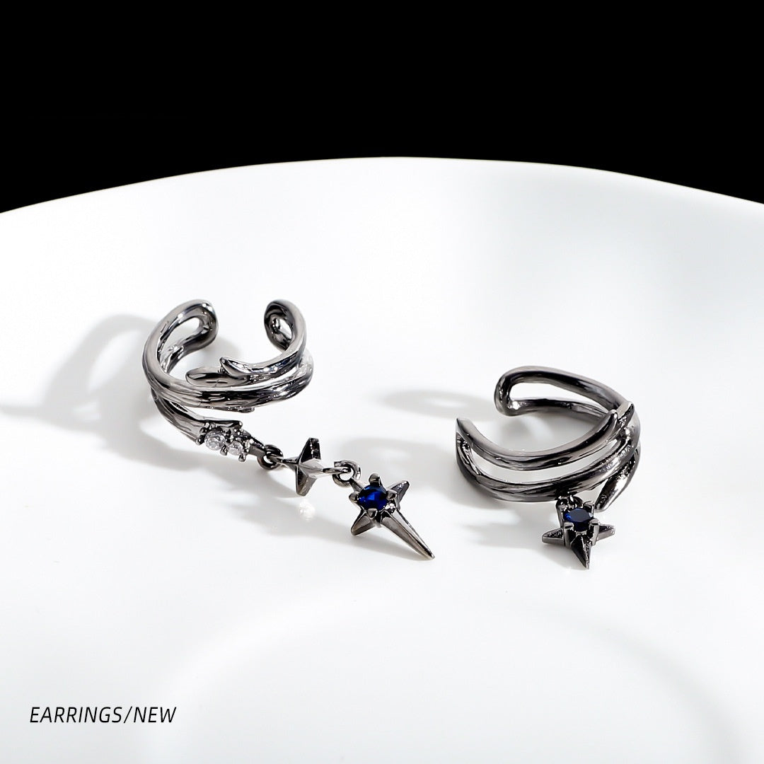 Dark Thorn Non-Piercing Ear Cuff Pair — product view