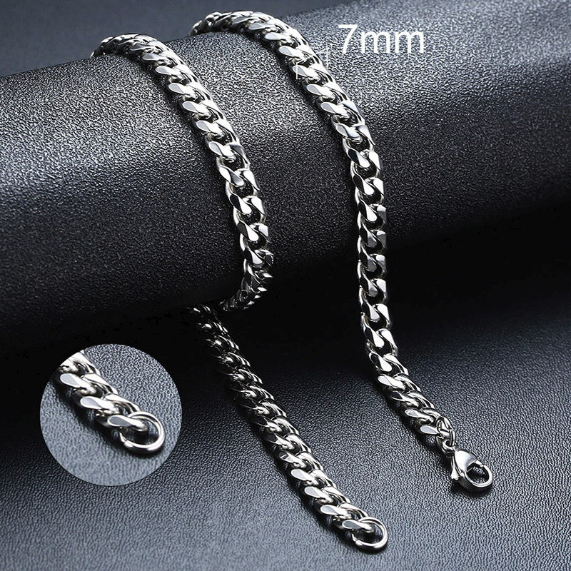 Hex-Cut Cuban Link Chain — detail view 4