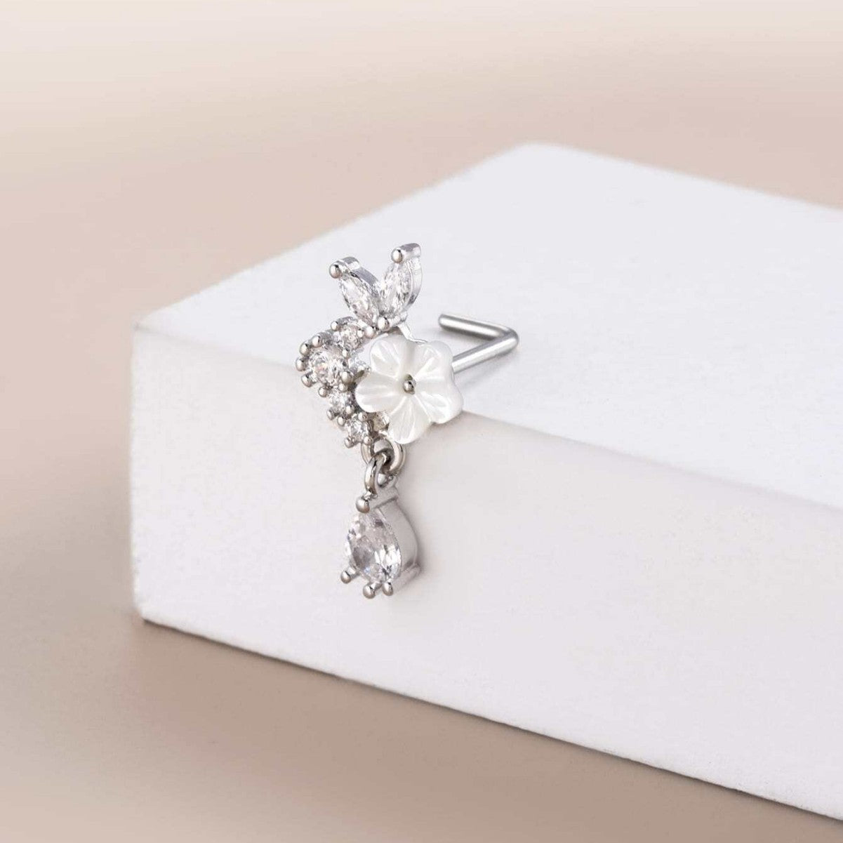 Polished Stainless Steel Nose Stud — detail view 3